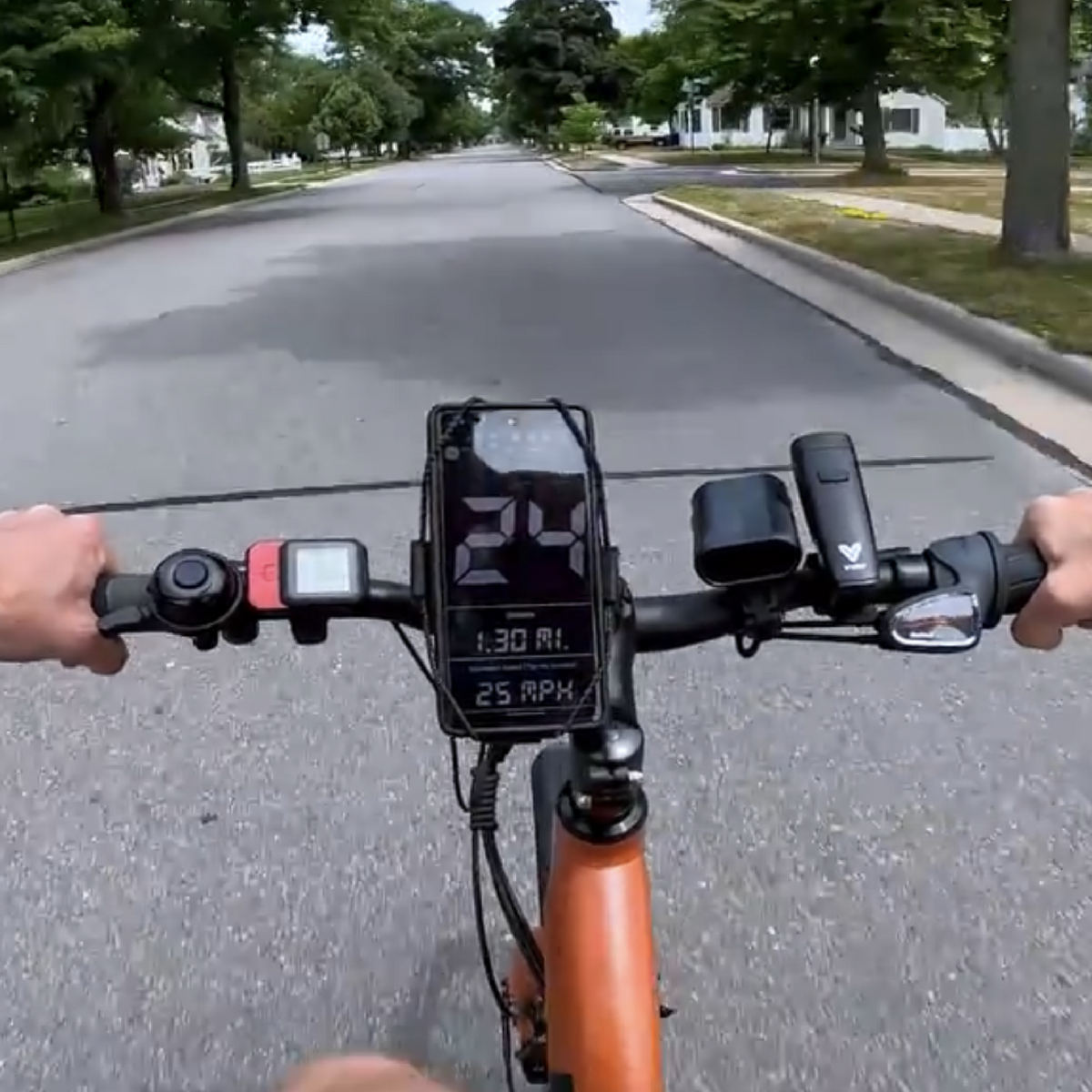 BiKASE ElastoKASE Universal Handlebar Phone Holder - view 2