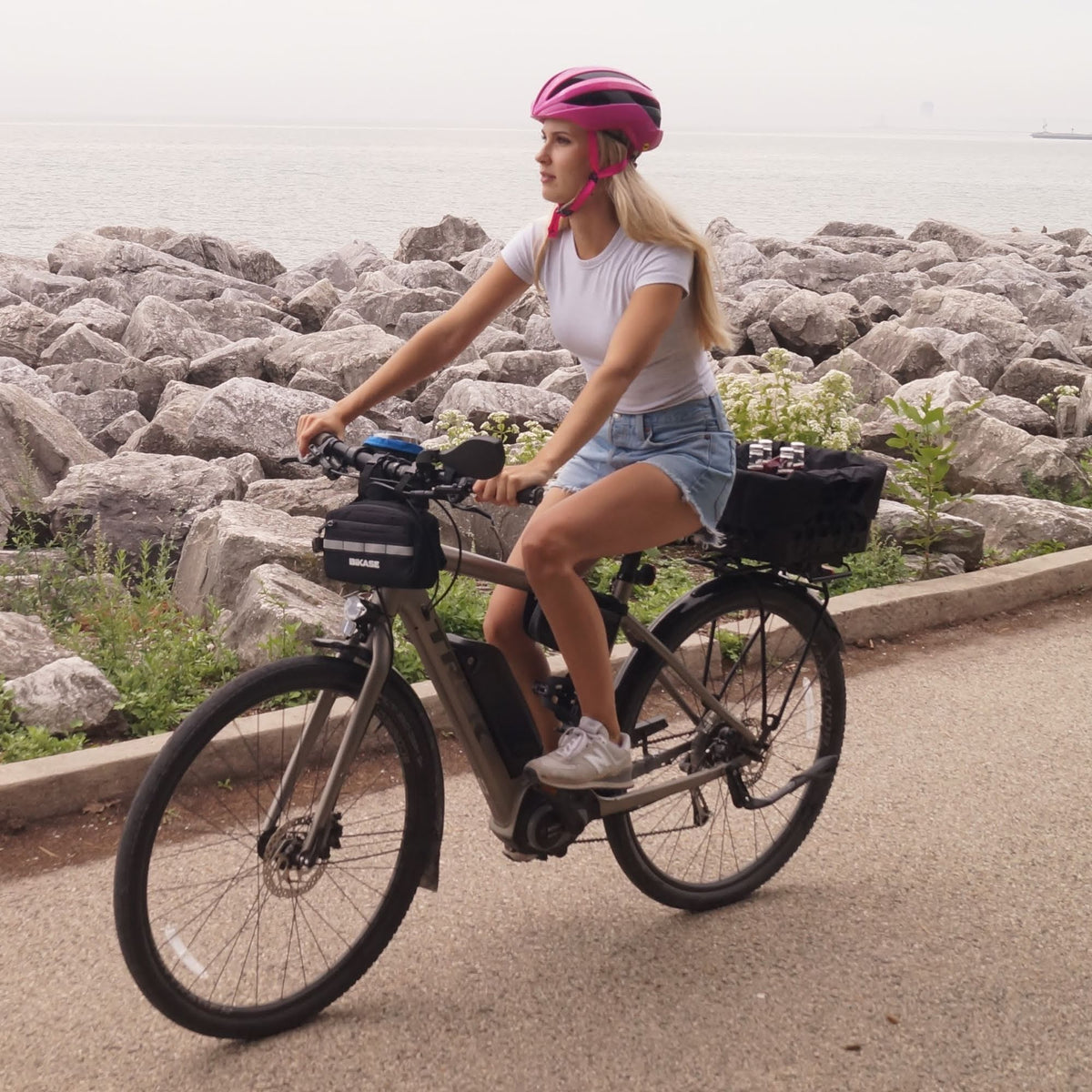BiKASE Hipster Convertible Bike Bag & Waist Pack - view 5