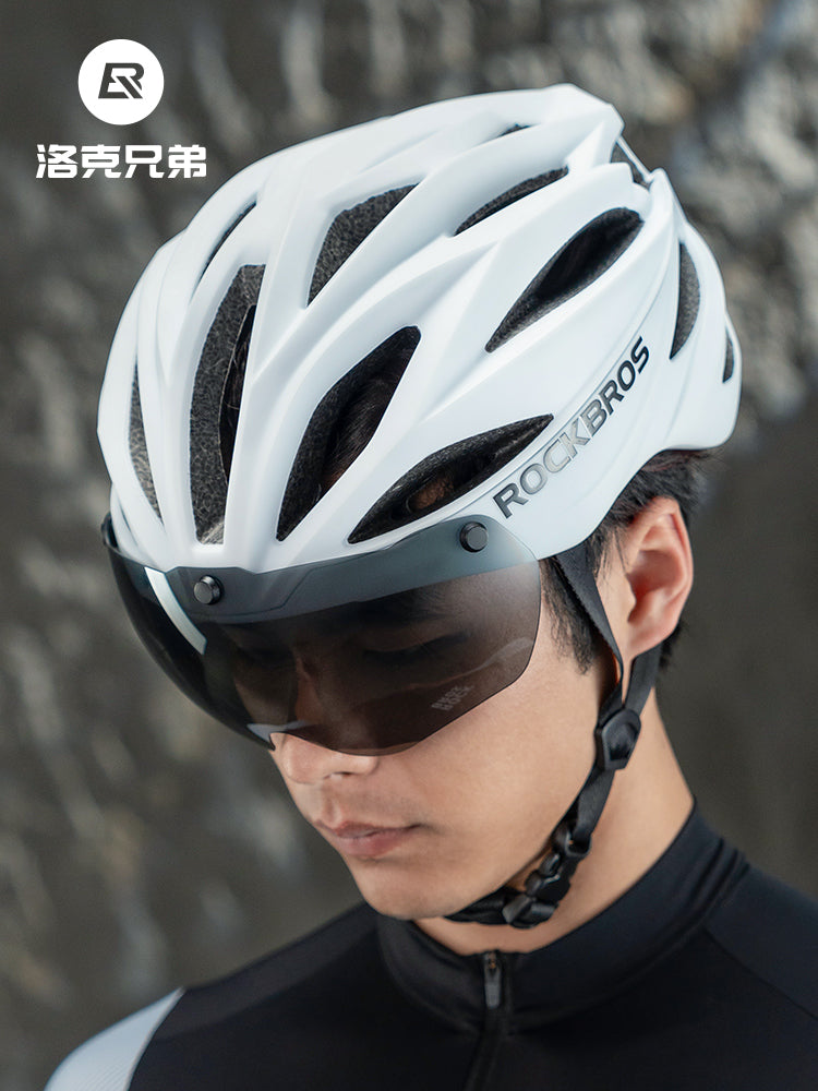 ROCKBROS Trail Helmet with Magnetic Goggles